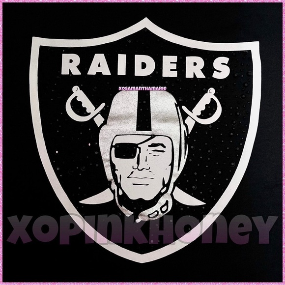 VS PINK Raiders Outfit Set - Picture 3 of 16